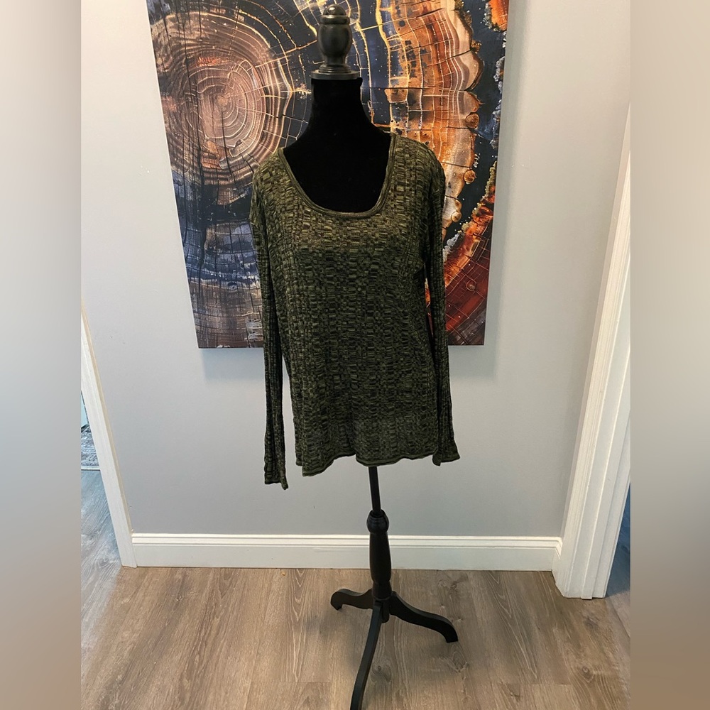 Absolutely Creative Worldwide Long Sleeve Blouse with Slit up the Back